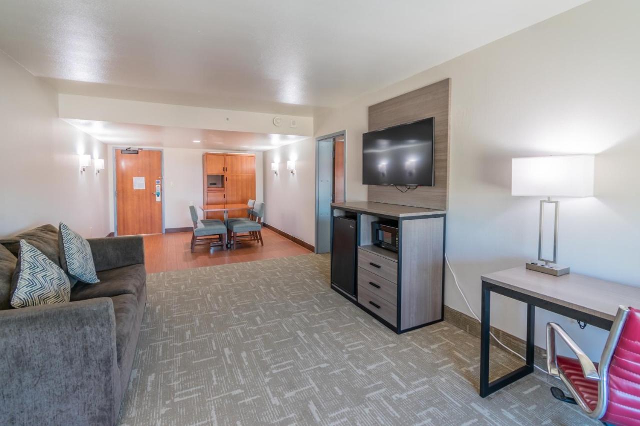 Clarion Pointe Galveston Seawall Exterior photo